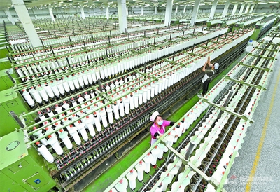 疆棉很“忙” 服務(wù)地方經(jīng)濟