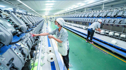 巴音郭楞 集群發(fā)展 乘風(fēng)破浪 紡織技術(shù)開發(fā)